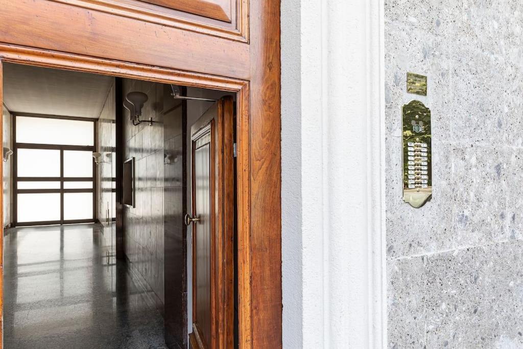 {Porta Venezia-Milano Centrale} Luxury Apartment Экстерьер фото
